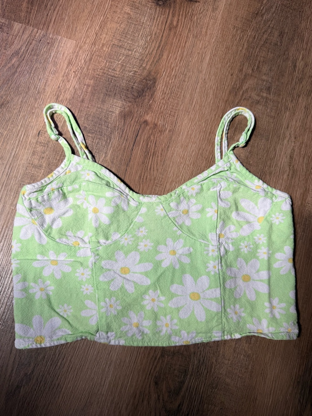 Rue 21 Daisy Crop Top